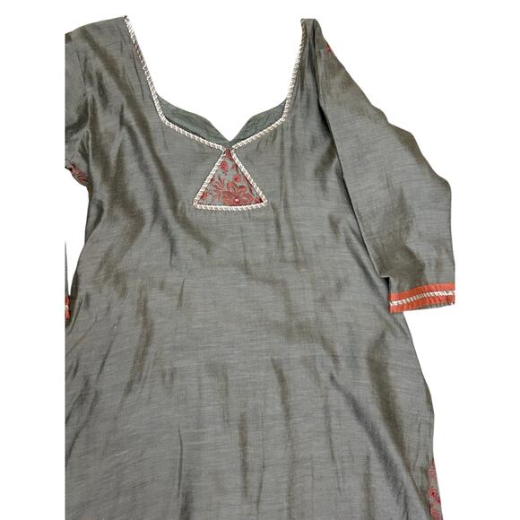 Handmade Floral Embroidered Kurti Tunic Medium‎ Gray Red Boho Ethnic Top - Picture 6 of 6